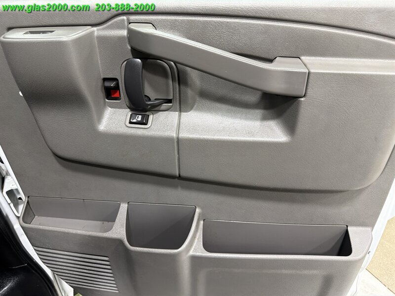 Used 2019 Chevrolet Express 2500 LS w/ Driver Convenience Package RWD image 24