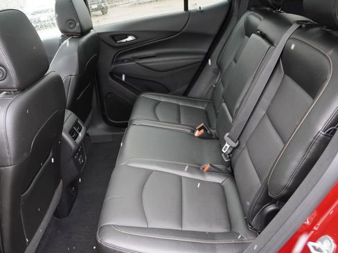 Used 2020 Chevrolet Equinox Premier image 18