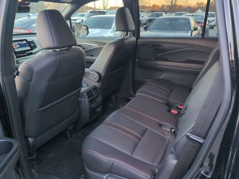 Used 2023 Honda Passport TrailSport image 14