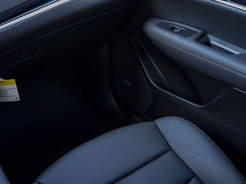 New 2026 Cadillac XT5 Premium Luxury w/ LPO, ONYX Package image 21