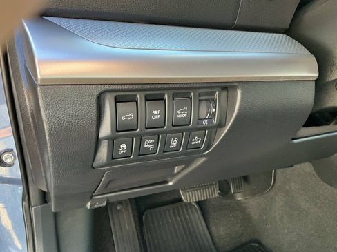 Used 2017 Subaru Outback 2.5i Premium AWD/4WD image 22