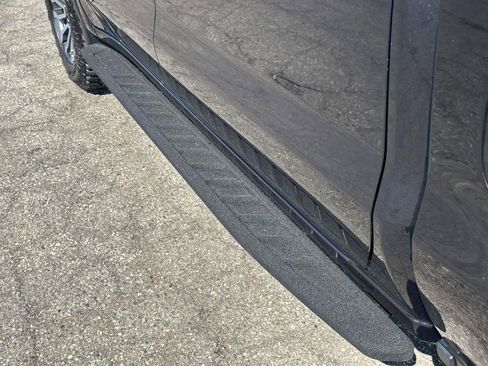 Certified 2023 GMC Sierra 1500 AT4 w/ AT4 Premium Package image 14