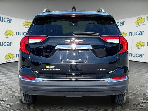 Used 2024 GMC Terrain SLT AWD/4WD image 5