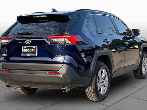Used 2025 Toyota RAV4 XLE w/ Convenience Package FWD image 13