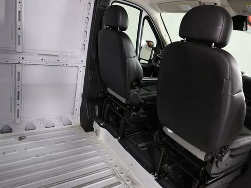 Used 2024 RAM ProMaster 2500 w/ Quick Order Package 22G SLT FWD image 29