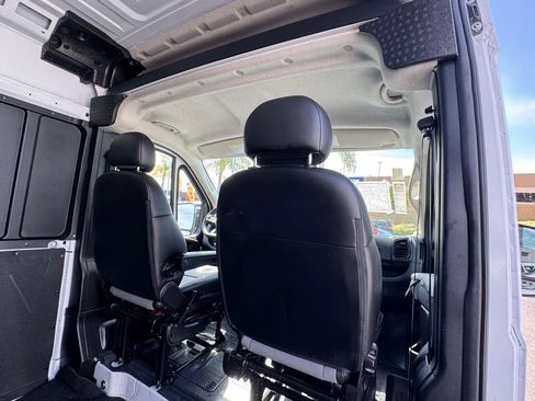 Used 2023 RAM ProMaster 2500 FWD image 20