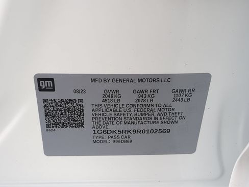Certified 2024 Cadillac CT4 Luxury w/ Sun And Sound Package AWD/4WD image 33