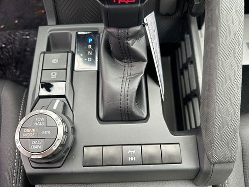 New 2025 Toyota Tacoma TRD Off-Road image 31