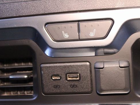 Used 2019 GMC Sierra 1500 AT4 image 17