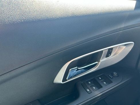 Used 2016 Chevrolet Equinox LT w/ Convenience Package image 27