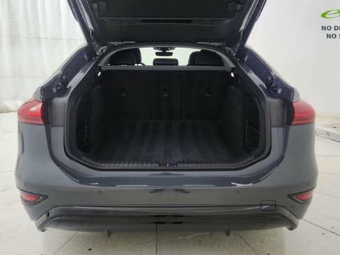 Used 2025 Audi A6 e-tron Premium Plus w/ Premium Plus RWD image 14