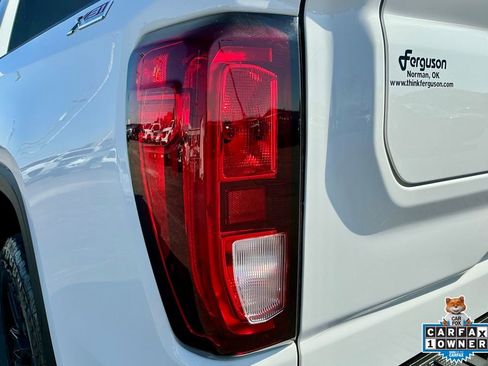 Used 2023 GMC Sierra 1500 Elevation image 14