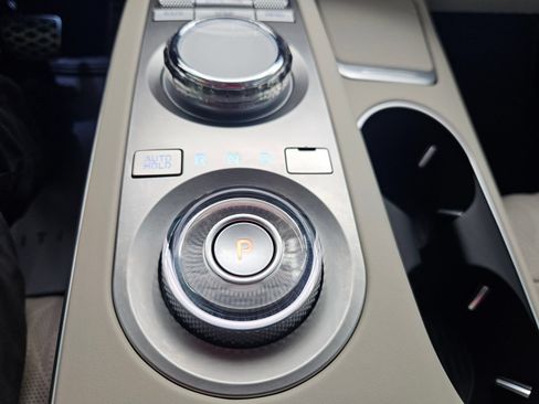 Used 2025 Genesis GV70 3.5T Sport w/ Sport Prestige Package AWD/4WD image 22