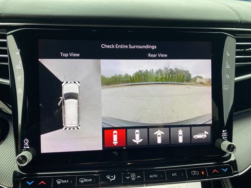 Used 2022 Jeep Grand Wagoneer Series II image 42