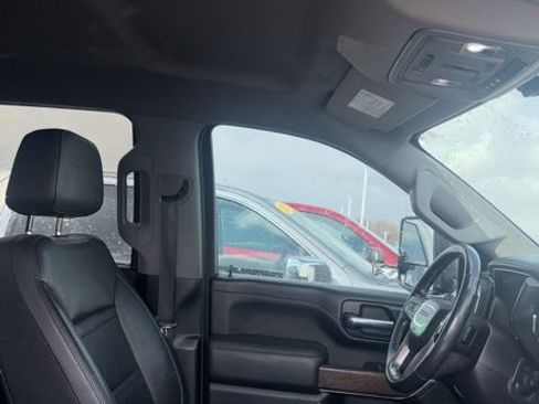 Used 2020 GMC Sierra 3500 Denali w/ Technology Package image 5