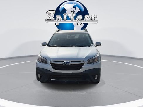 Used 2022 Subaru Outback Premium image 4