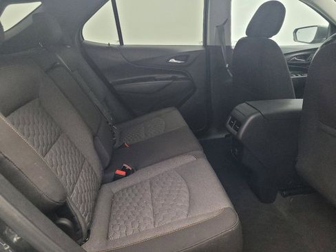 Used 2018 Chevrolet Equinox LT image 19