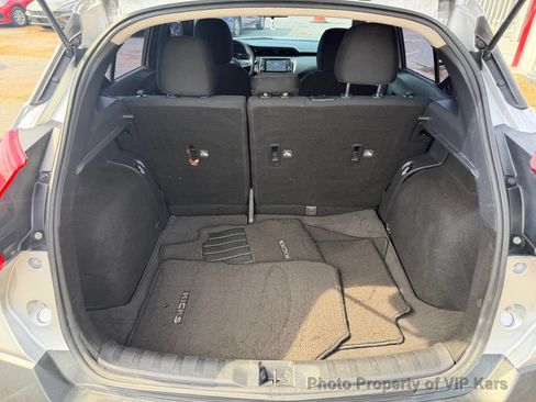 Used 2018 Nissan Kicks S FWD image 28