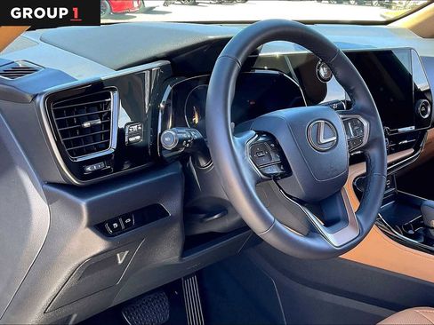 Used 2025 Lexus NX 250 FWD w/ Accessory Package (2T) image 15