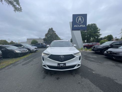 Used 2024 Acura MDX SH-AWD w/ Technology Package image 29