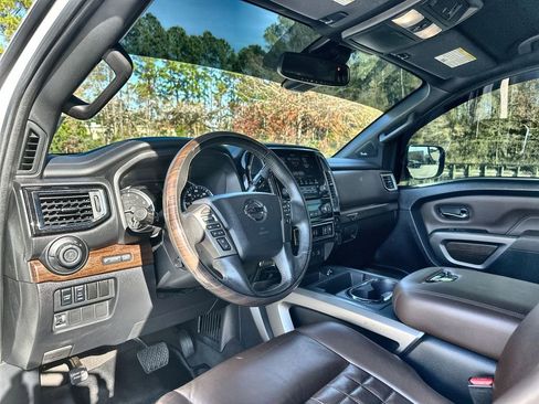 Used 2020 Nissan Titan Platinum Reserve w/ Protection Package 2 image 10