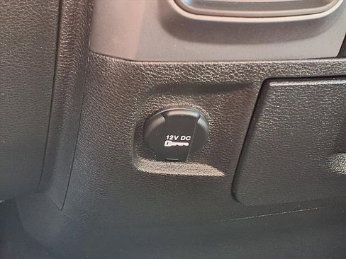 Used 2024 RAM 1500 Classic SLT image 22