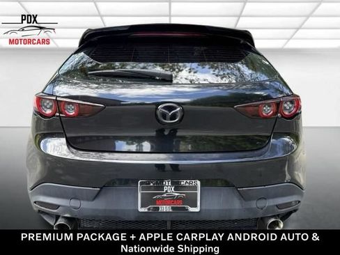 Used 2019 MAZDA MAZDA3 Hatchback w/ Premium Package FWD image 6