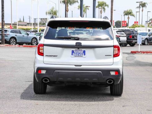 Used 2021 Honda Passport Touring image 12