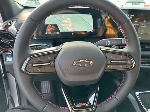 New 2026 Chevrolet Equinox RS w/ LPO, Floor Liner Package image 12