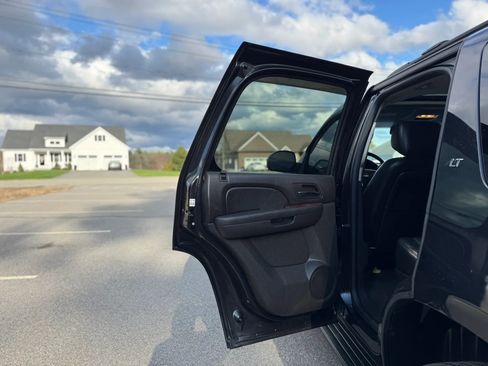 Used 2012 Chevrolet Tahoe LT image 10