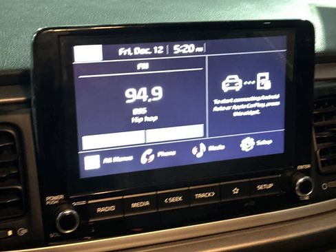 Used 2023 Kia Rio LX image 17