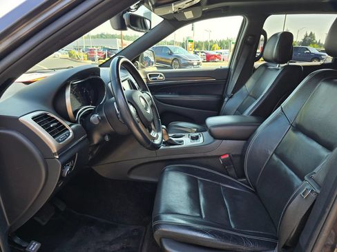 Used 2017 Jeep Grand Cherokee Limited w/ Luxury Group II AWD/4WD image 8