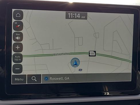 Used 2025 Hyundai Venue Limited image 23