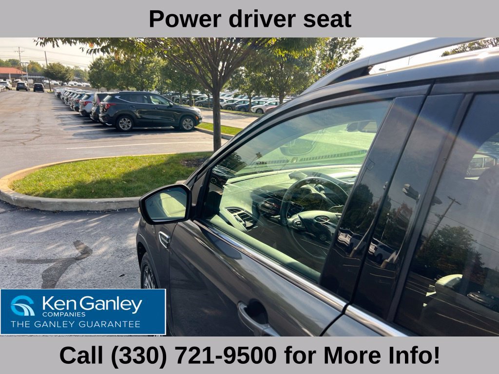 Used 2017 Ford Escape Titanium FWD image 22