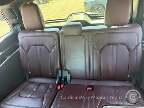 Used 2023 Ford Expedition Limited image 29