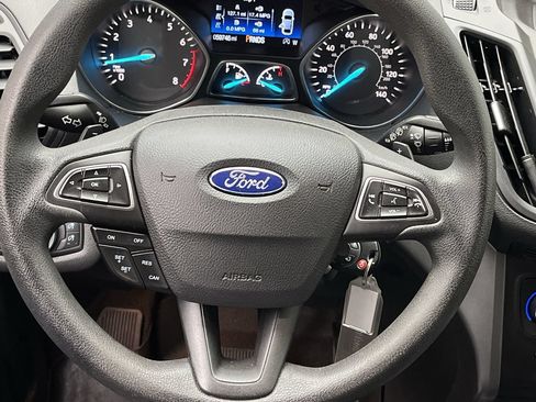 Used 2017 Ford Escape SE AWD/4WD image 14
