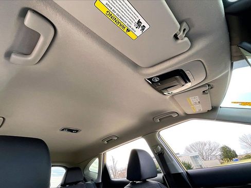 Used 2022 Kia Seltos S image 17