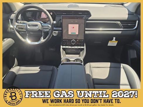New 2027 GMC Terrain Denali w/ LPO, Floor Liner Package AWD/4WD image 11