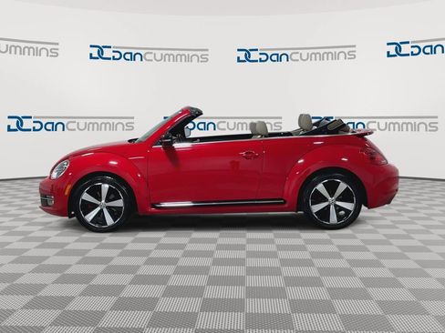 Used 2013 Volkswagen Beetle Turbo 60's Edition FWD image 5