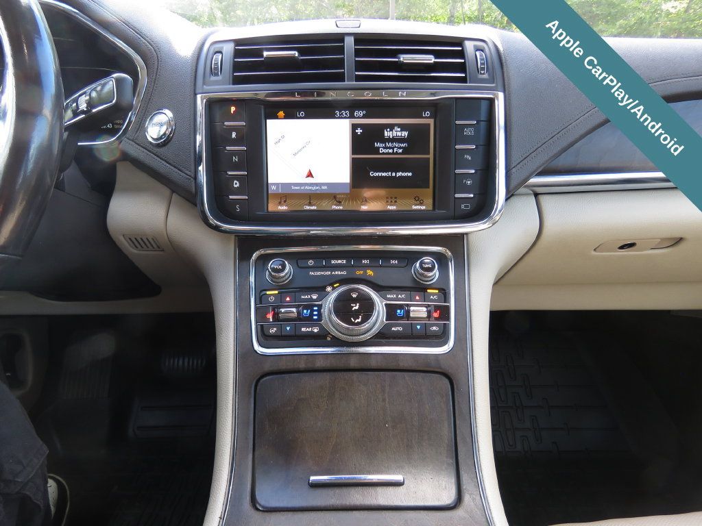 Used 2019 Lincoln Continental Reserve AWD/4WD image 26