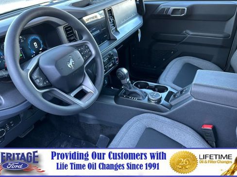 New 2025 Ford Bronco 4-Door image 10