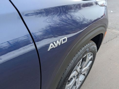 Used 2023 Kia Seltos EX image 16