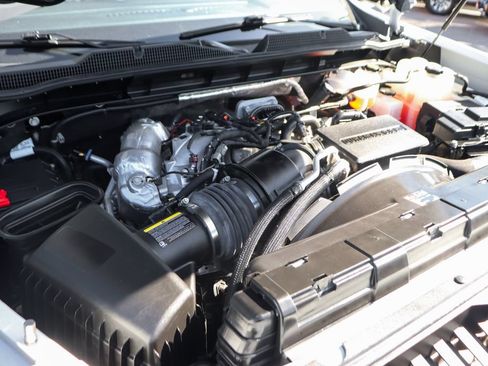 Used 2024 Chevrolet Silverado 2500 LTZ w/ LTZ Convenience Package AWD/4WD image 13