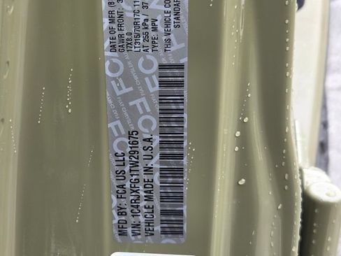New 2026 Jeep Wrangler Unlimited Rubicon AWD/4WD image 31