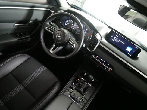 Used 2025 MAZDA CX-50 AWD 2.5 S w/ Premium Package image 9