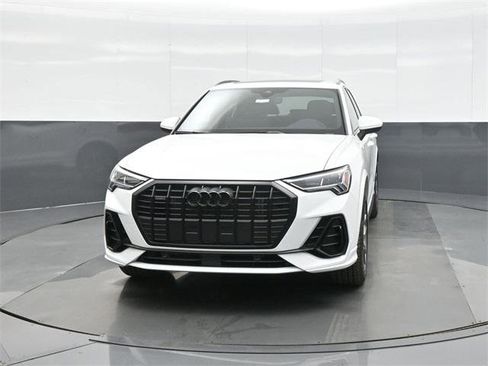 New 2025 Audi Q3 2.0T Premium image 2