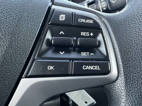 Used 2018 Hyundai Elantra SEL w/ Cargo Package image 17