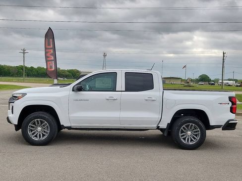 New 2026 Chevrolet Colorado LT w/ LT Convenience Package AWD/4WD image 3