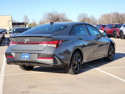 New 2026 Hyundai Elantra Sport image 4