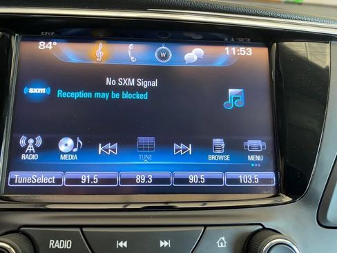 Used 2017 Buick Envision Essence FWD image 24